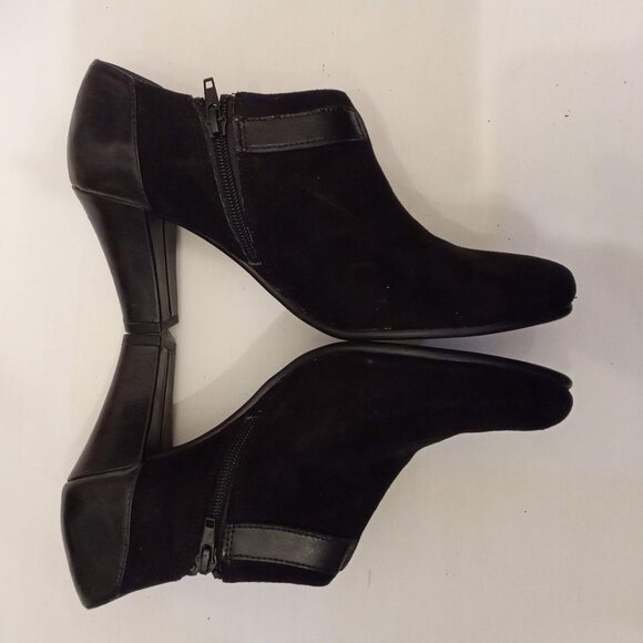 Aerosoles Heelrest Black Suede Ankle Boots Womens US 9 M Booties Polka Dot Style - Picture 2 of 9